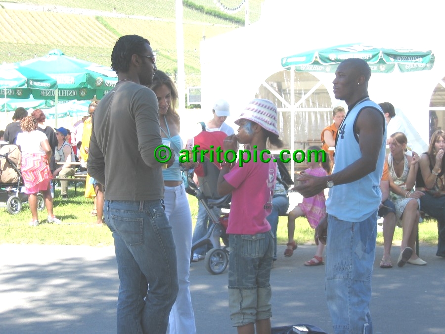 ../Images/AfricaFestival-27-28May05 001.jpg